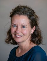 portrait of Kristin M. Linzmeyer MD