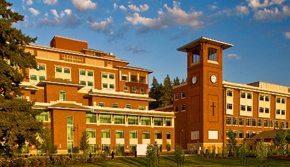 Exterior of Sacred Heart Medical Center at RiverBend